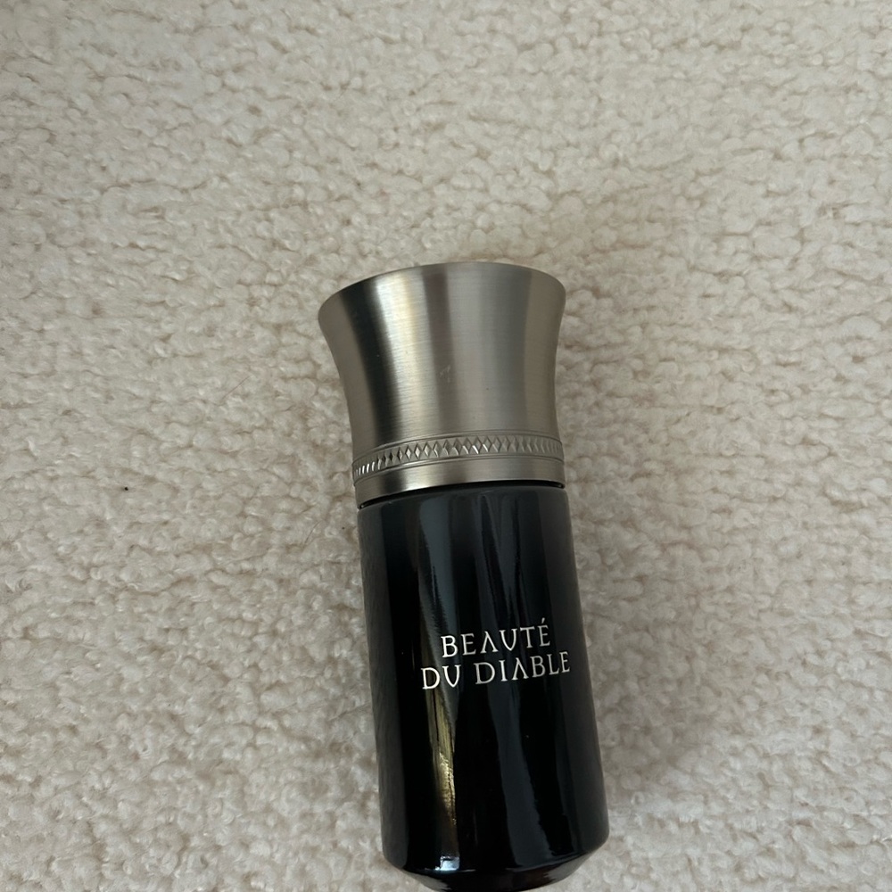 Beauté Du Diable Perfume by Liquides Imaginaires